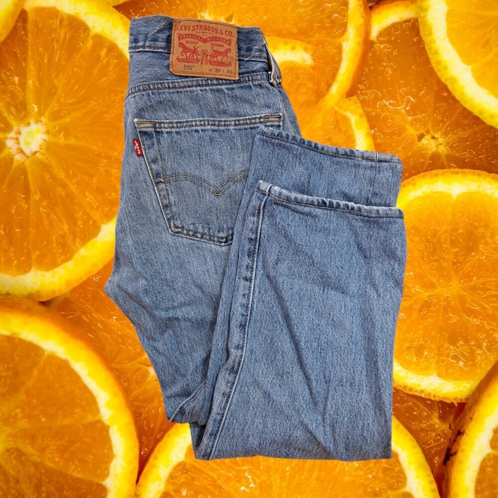 Levi's Men's 501® Original Regular Fit Mid Rise Button Fly Jeans Size W29‎